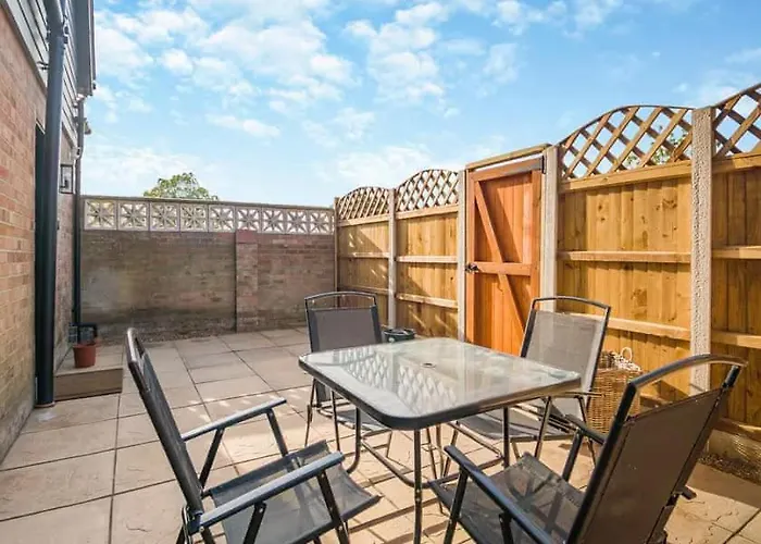 Stargazing Filby, Norfolk Guest House